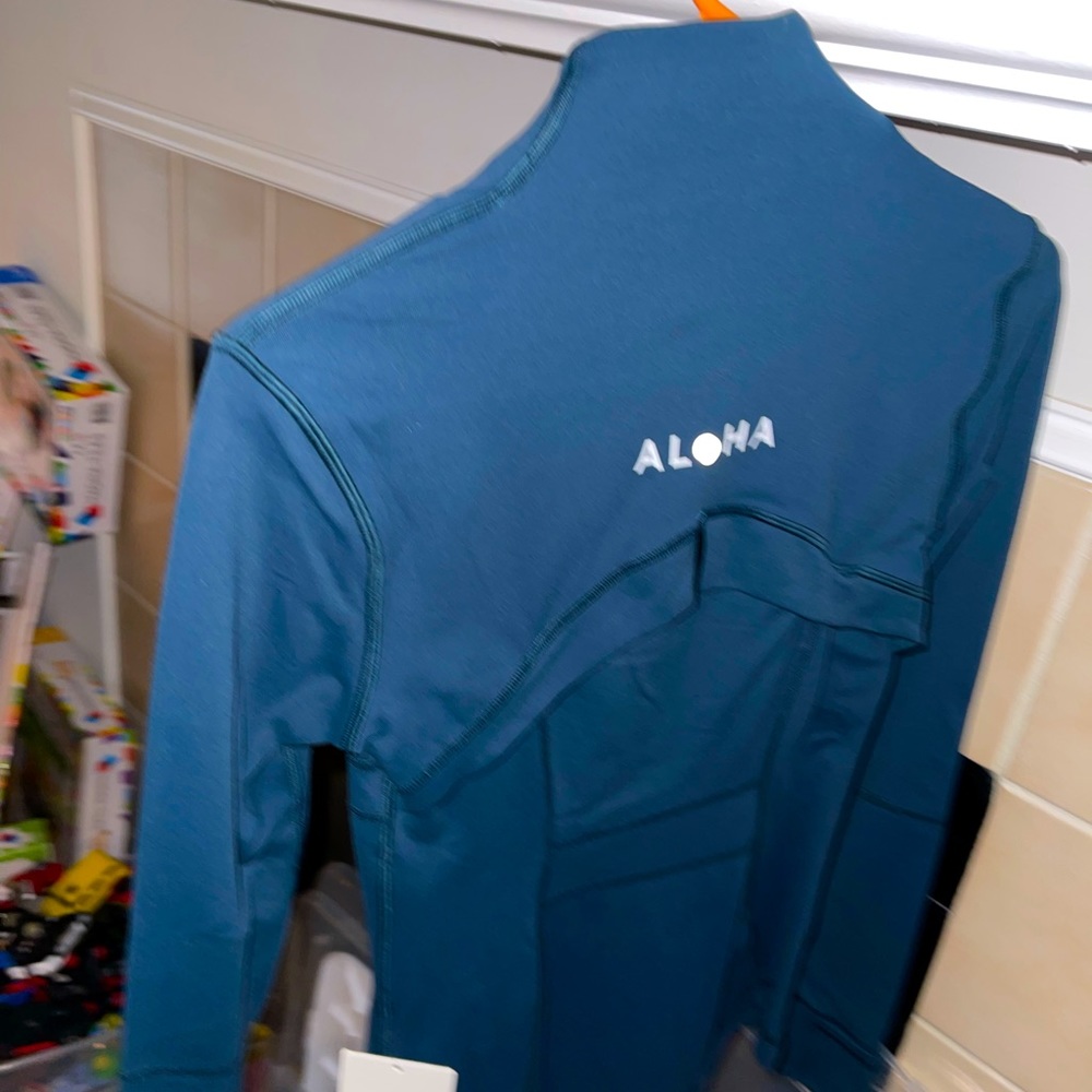Rare ALOHA submarine teal lululemon define jacket size 4